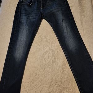 NWOT Buckle Brand BKE jeans size 32
